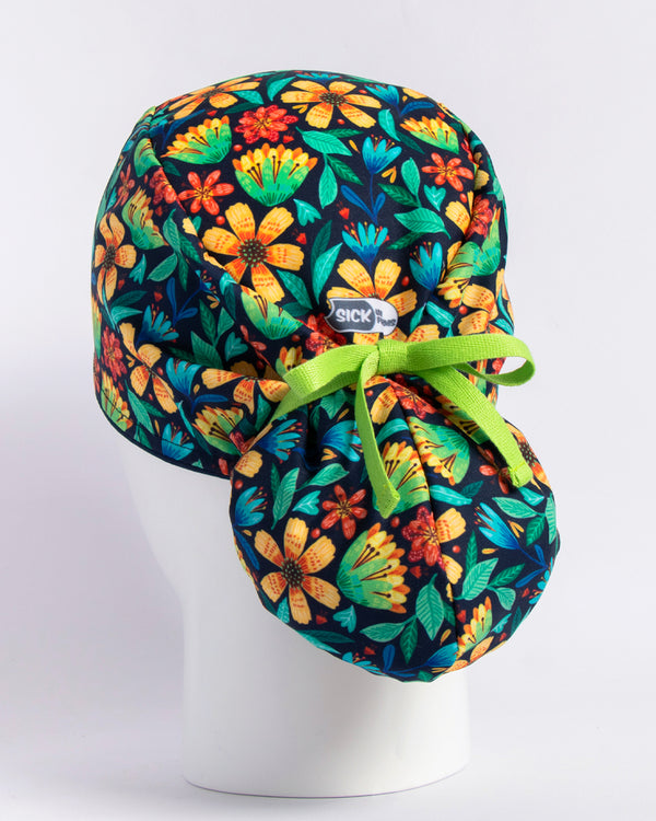 Gorro Green Flowers